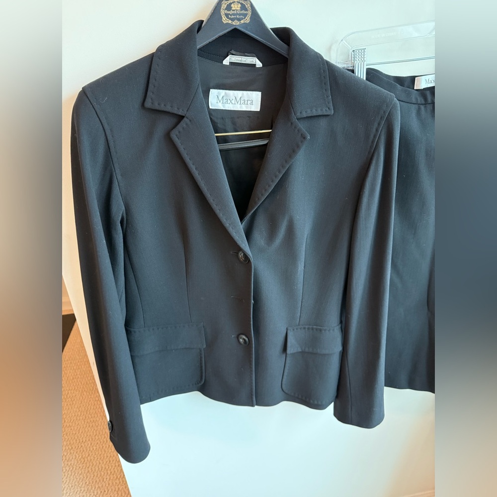 Wool Max Mara Black Suit Size 10